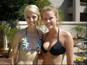 OMG-Teens Hot bikini teens -