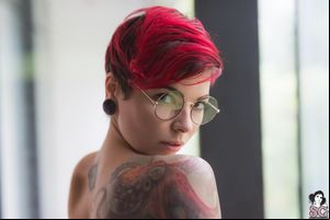 Tattooed chicks manor the